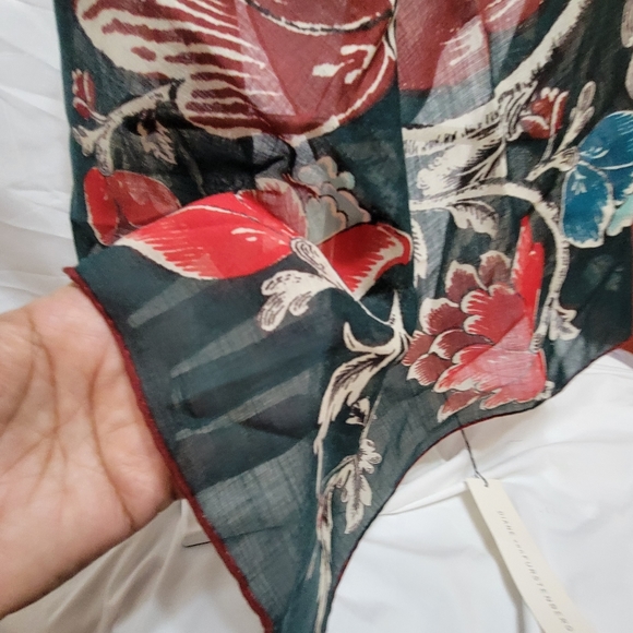 Diane Von Furstenberg Floral Wool/Silk Blend Women's Scarf - Picture 5 of 5